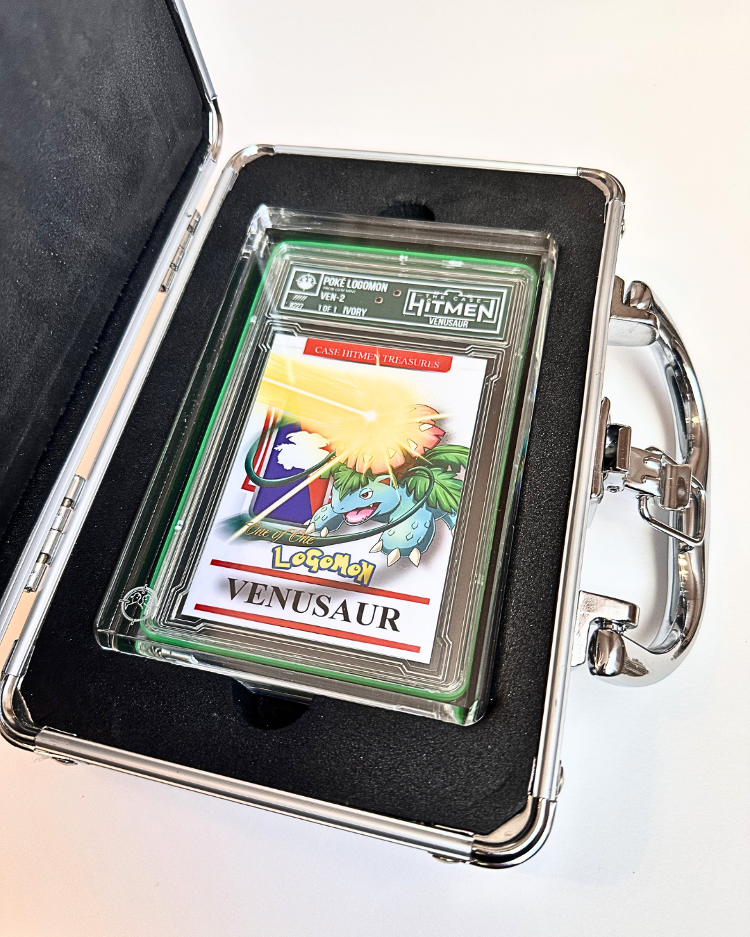 Case Hitmen Poke Logomon Venusaur Ivory SSP